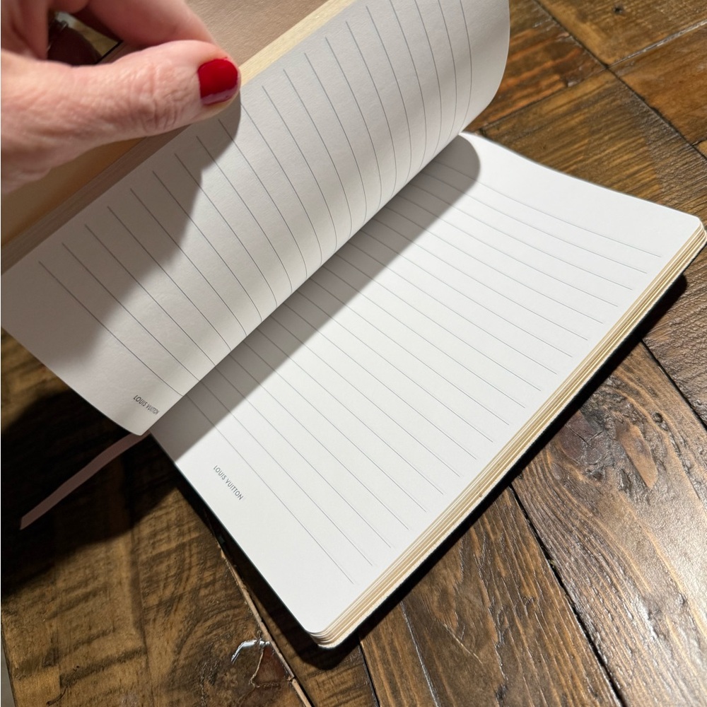 Louis Vuitton Monogram Wild At Heart Cahier Clemence Notebook - Picture 5 of 11